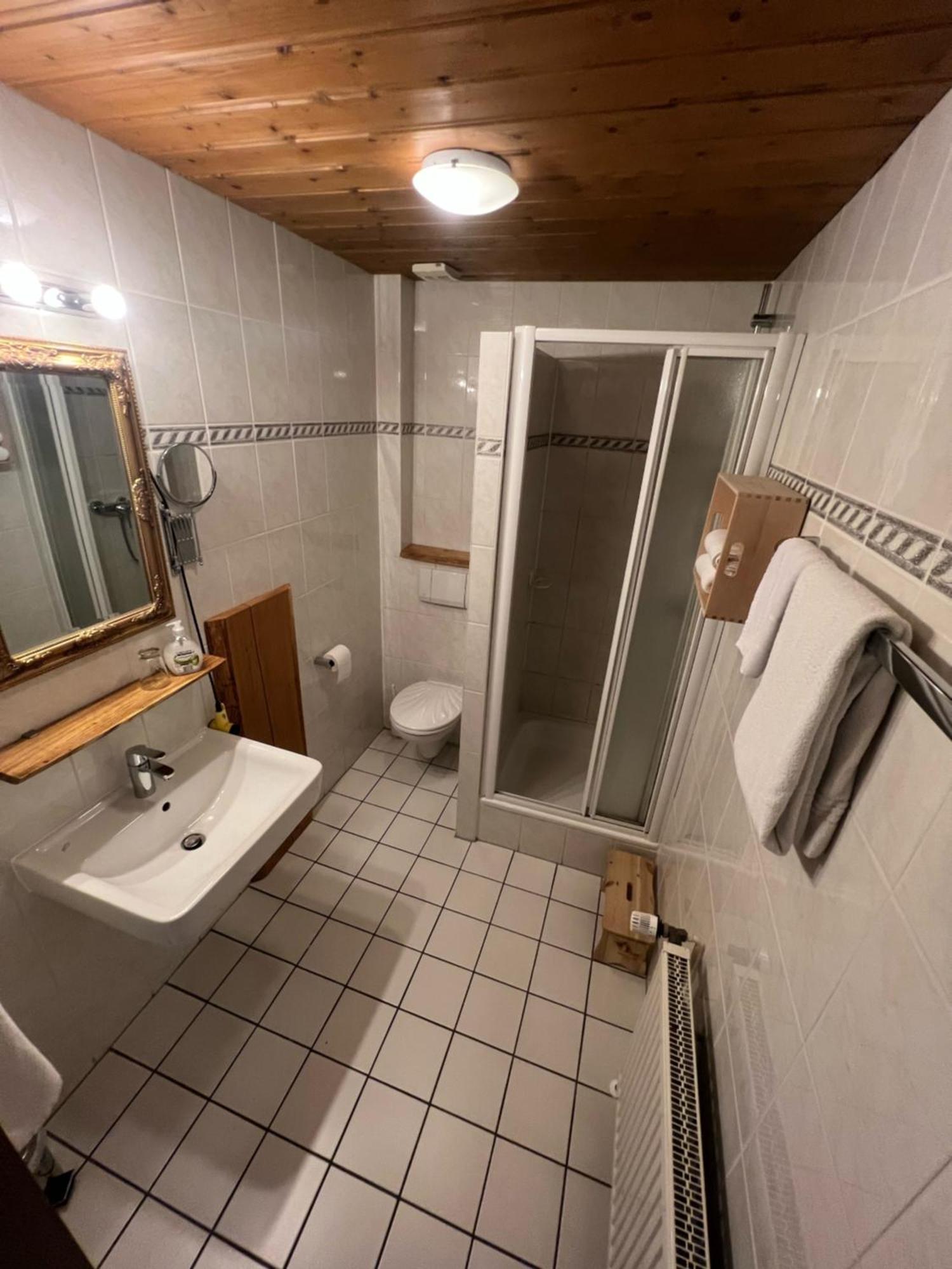 Hotel Kraus Билефелд Екстериор снимка