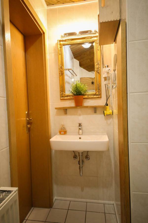 Hotel Kraus Билефелд Екстериор снимка